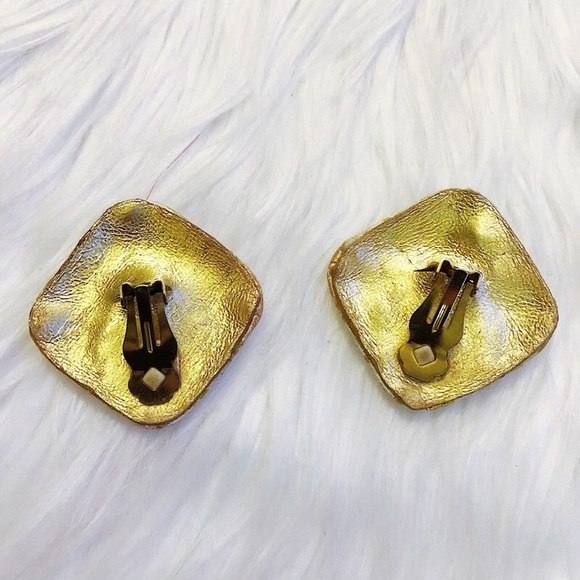 Anchor Gold Stars Leather Button Clip Earrings - Picture 2 of 2